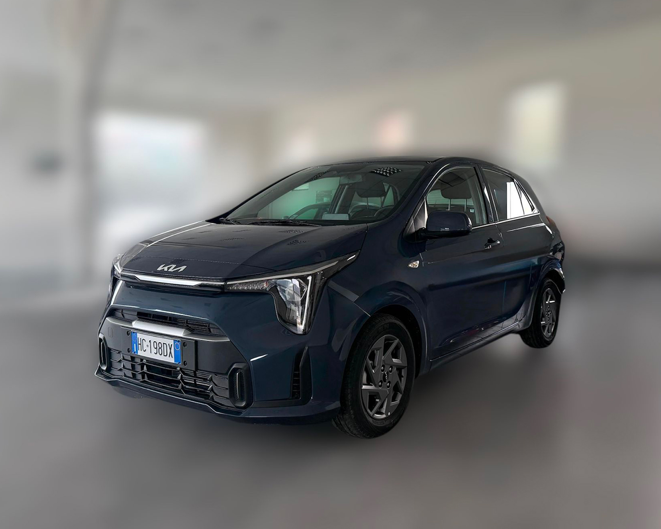 Kia benzina elettrica in noleggio a Ferentino